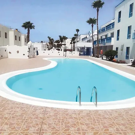 Aguazul - A Pie De Piscina Y Vistas Al Mar Apartment Puerto del Carmen  Exterior photo