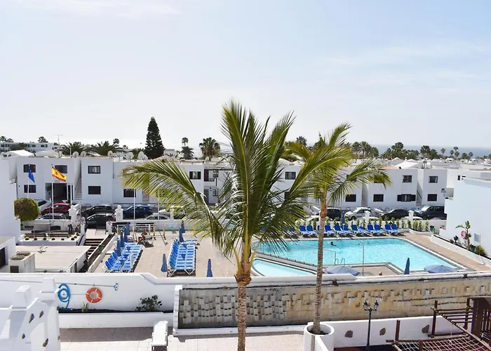 Aguazul - A Pie De Piscina Y Vistas Al Mar
