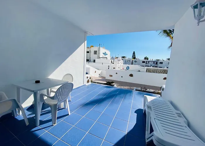Aguazul - A Pie De Piscina Y Vistas Al Mar